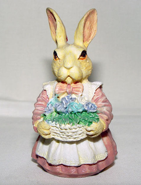 Immagine di Mom rabbid with flowers
