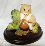 Immagine di MOUSE WITH HAZELNUT