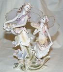 Immagine di Angels with flowers